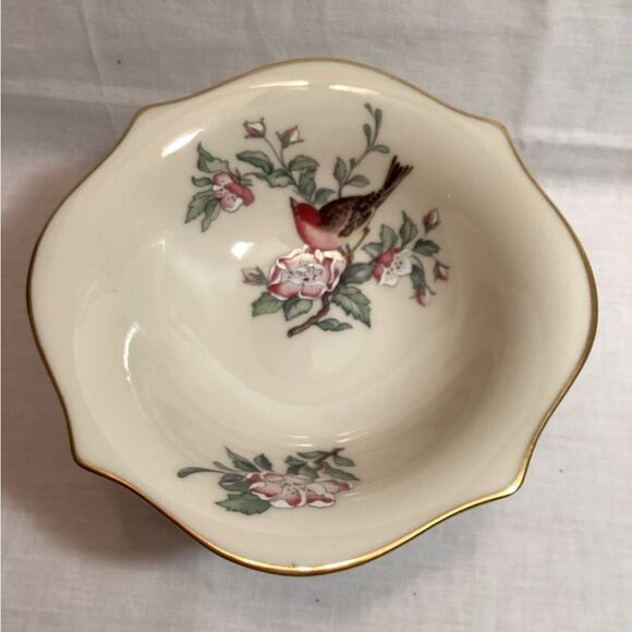 Lenox Serenade Floral Footed Bowl with Bird Design Cream & Gold USA Made Dish - Picture 12 of 12